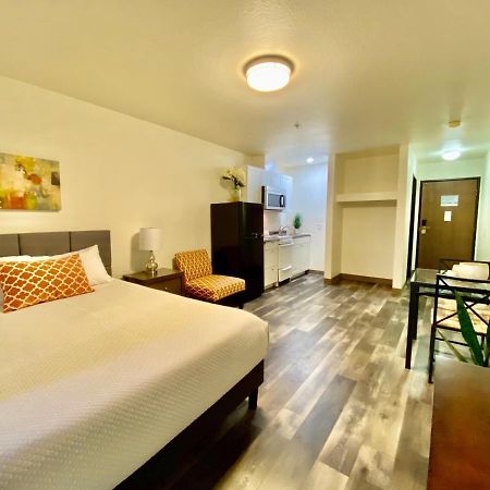 Friendship Inn ซันนีเวล ภายนอก รูปภาพ